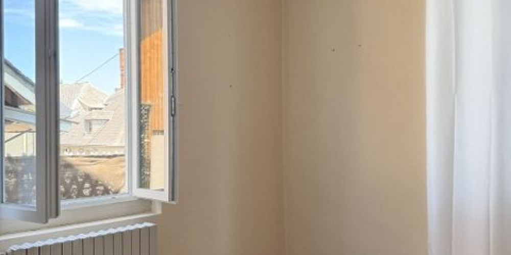 appartement à BAGNERES DE BIGORRE (65200)